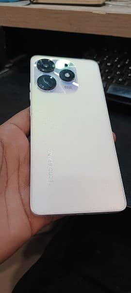 Tecno spark 10 pro 3