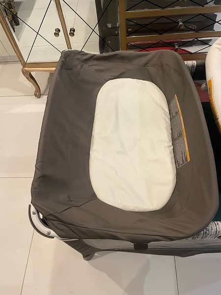 Baby Cot Graco ( Imported ) 2