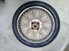 Honda 125 back wheel tyre  service 3.00-17