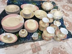 72 pieces new dinner set in England 10/10 condition