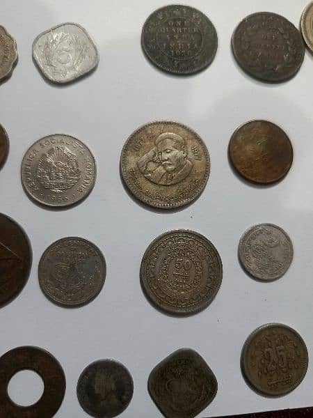 antique coins from Mughal emperors and British emperors. 1226-1944 ad 2