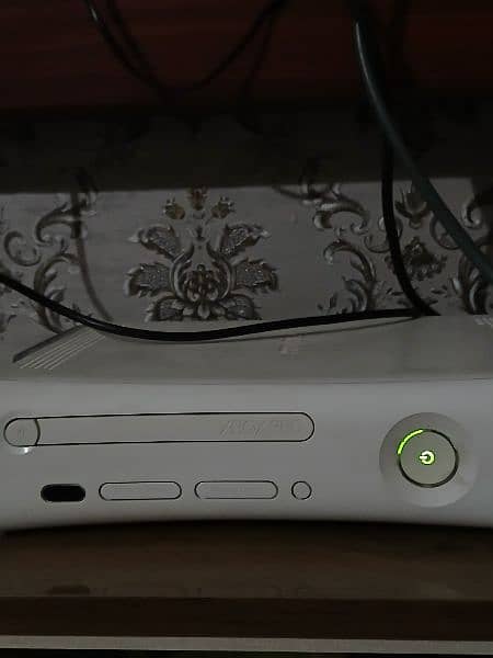 Xbox for sale used for only 1 month 0