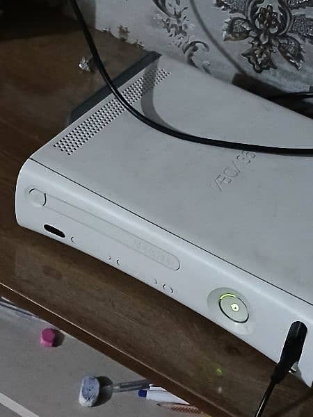 Xbox for sale used for only 1 month 3