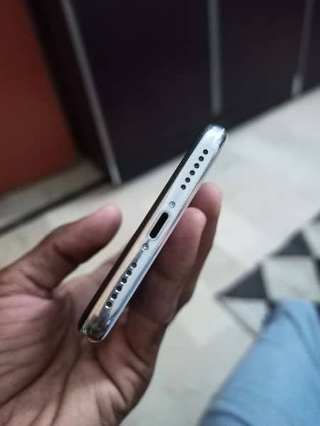 iphone x 64gb PTA APPROVED Factory Unlock face is trutone ok fix Price 3