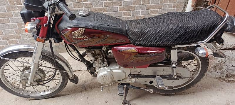 Honda CG 125 for sale November 2021 purchase 3