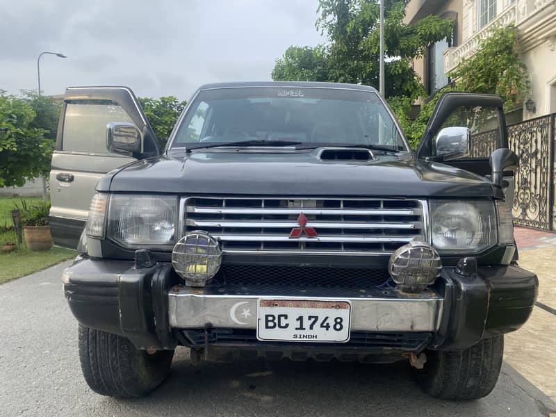 Mitsubishi Pajero 1991 1