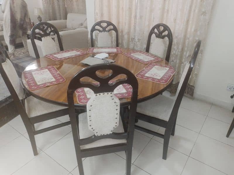 Dining Table Set Round with 6 Chairs 1