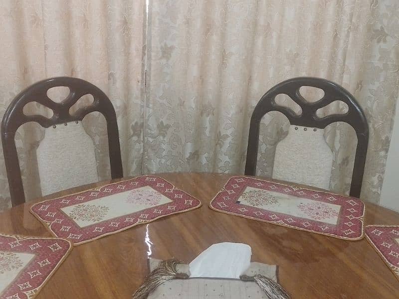 Dining Table Set Round with 6 Chairs 3