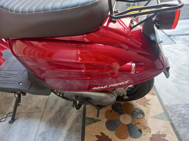 Scooty For Sale | Scooty In Bike | Bikes | Scooters 12