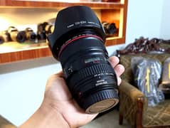 Canon 24-105mm f4 (10/10++ Just like new)