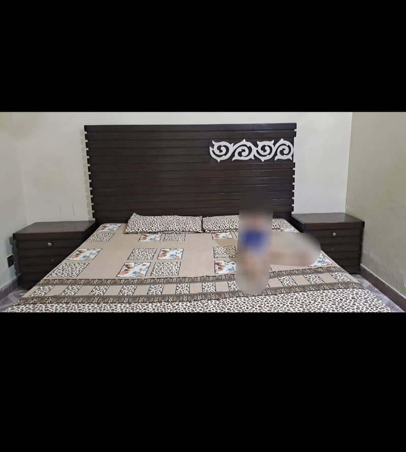 Bed set in very good condition. 0