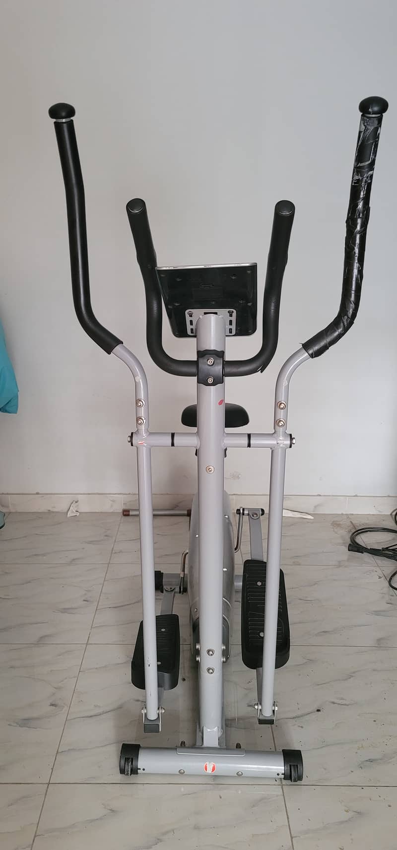 Slimline Elliptical K8509HA Best cross traner for Home use 120kg 3