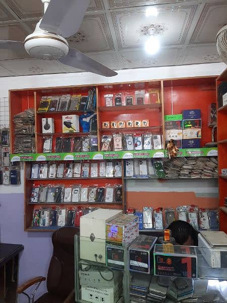 Mobiles Shop Counter and Racks 5