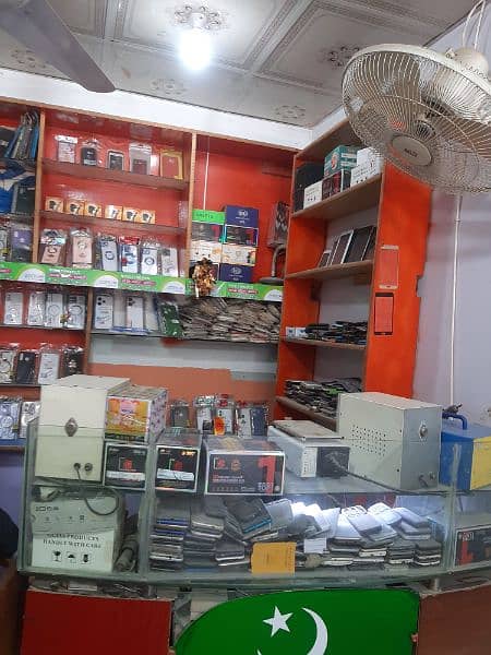 Mobiles Shop Counter and Racks 7