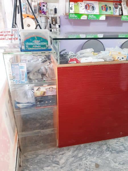 Mobiles Shop Counter and Racks 9