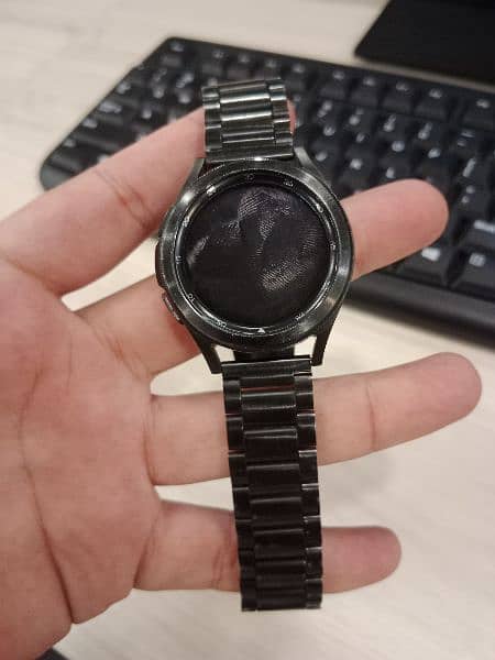 Samsung Galaxy Watch 4 1