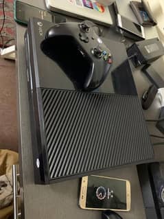 Xbox One 500GB WITH SINGLE CONTROLLER