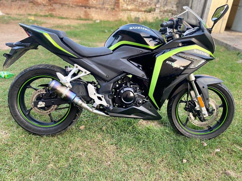 suzuki gixxer Urgent sale for some reason 5