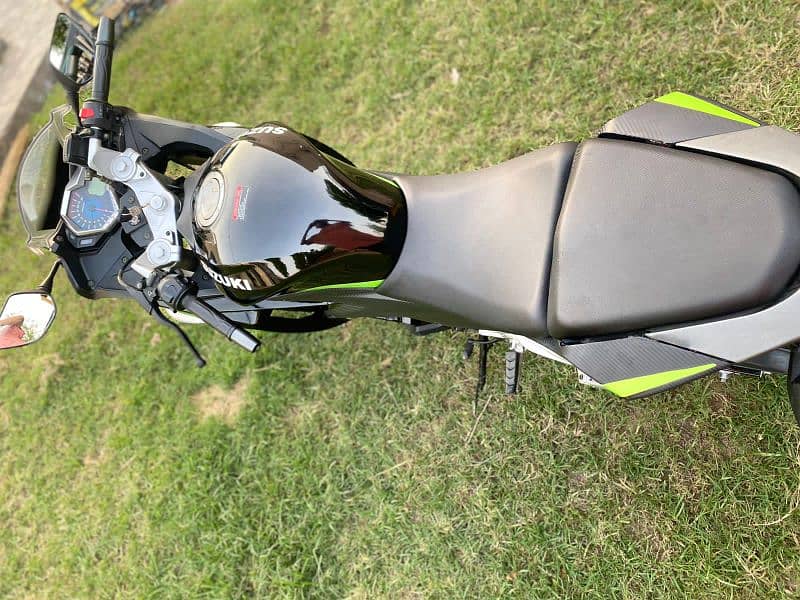 suzuki gixxer Urgent sale for some reason 6