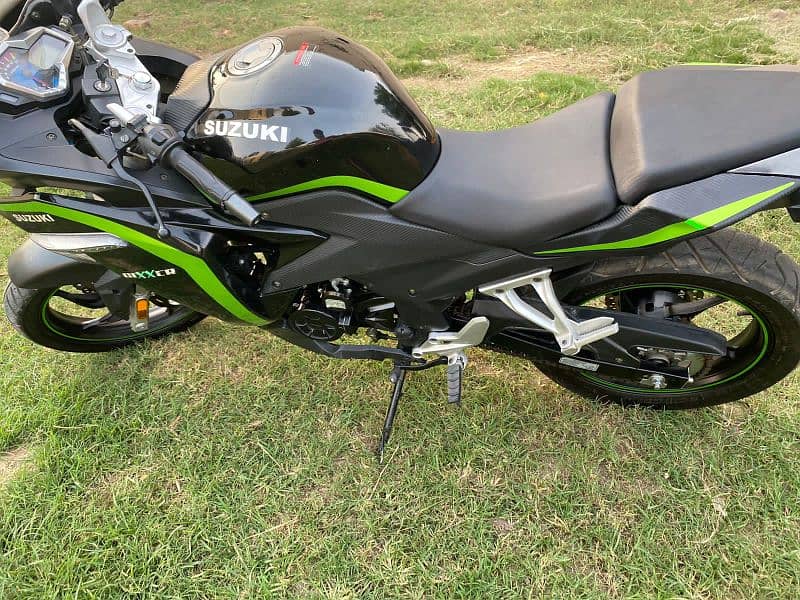 suzuki gixxer Urgent sale for some reason 7