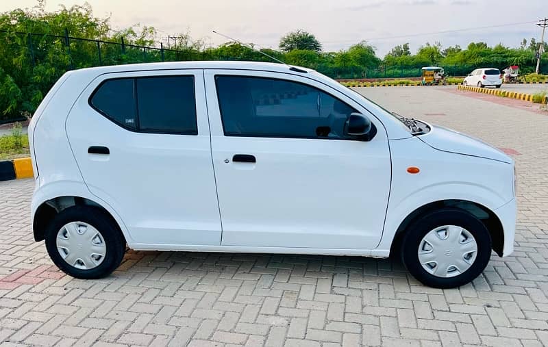 Suzuki Alto 2022 10