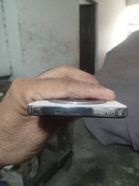 Oppo Reno F12  8Ram 256Room 10by10 lush condition with 10manth wrnty 1