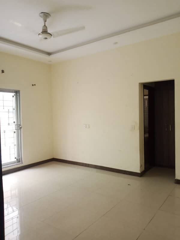 10 Marla House For Sale In Paragon City Lahore 20