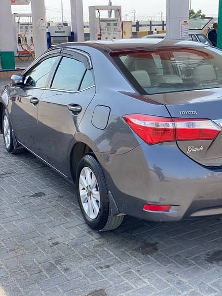 Toyota Altis Grande 2016 5