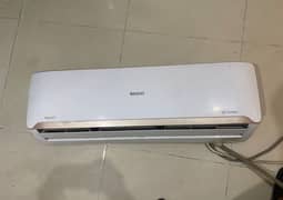 Orient DC inverter 1 ton Ac very good condition 0