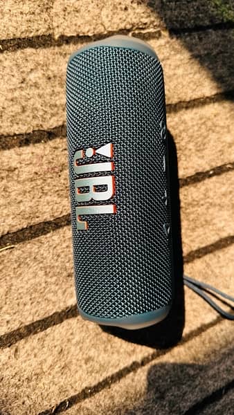 JBL Flip 6 Open Box Full New 1