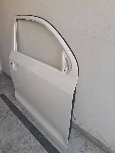 Suzuki Alto door 1