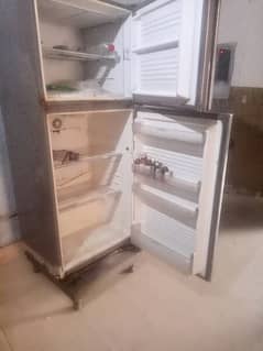 fridge for Sall used candition best coling