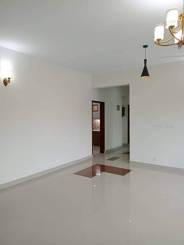 Sec-B Brand New 4 Bed Beautiful Apt Available for rent in Askari 11 Lahore 11