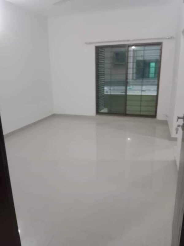 Sec-B Brand New 4 Bed Beautiful Apt Available for rent in Askari 11 Lahore 34