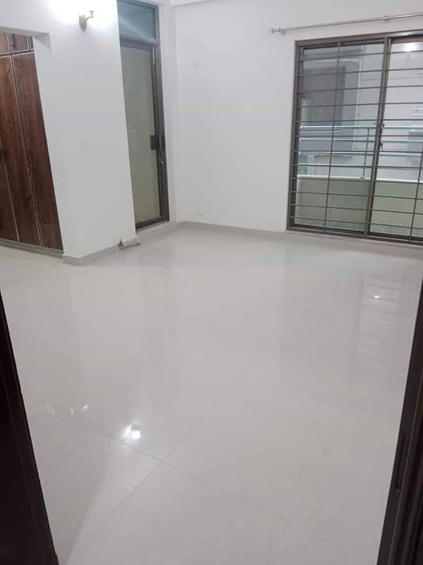 Sec-B Brand New 4 Bed Beautiful Apt Available for rent in Askari 11 Lahore 37