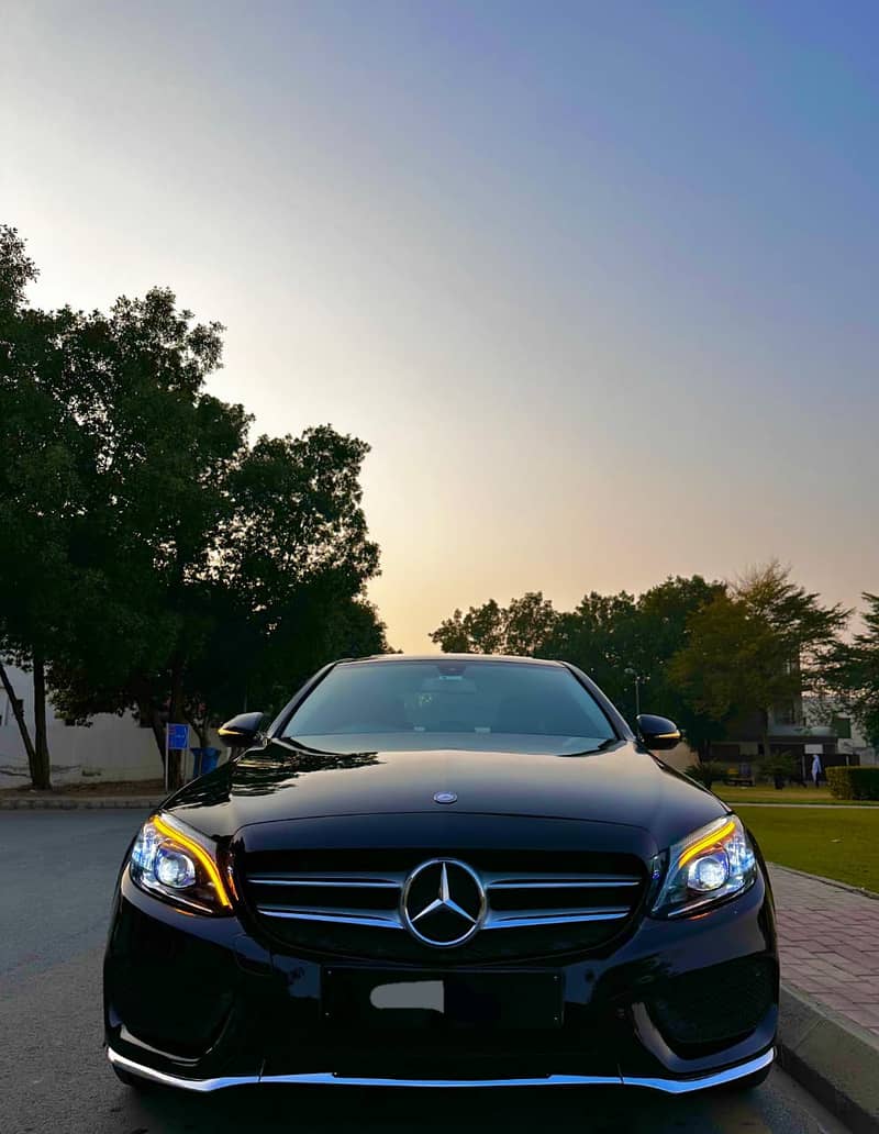 Mercedes Benz CClass AMG C180 1