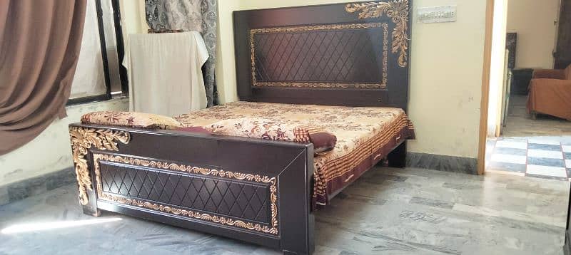 onr year Used Furniture for sale in resonabel price 3