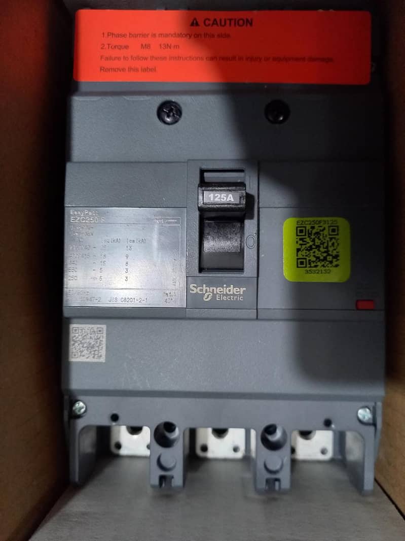 Schneider Breaker single pole 16/20/63/100 amp / MCCB 3 pole 125 amp 3