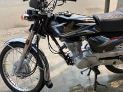 honda 125 350 km driven only  black colour