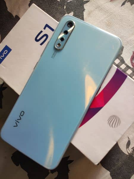 Vivo S1 Excellent condition 4/128 for sale With Full box 2