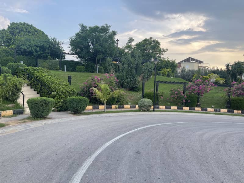 2 kanal fully furnished Banglow Emaar DHA Phase 5 Islamabad for rent 7