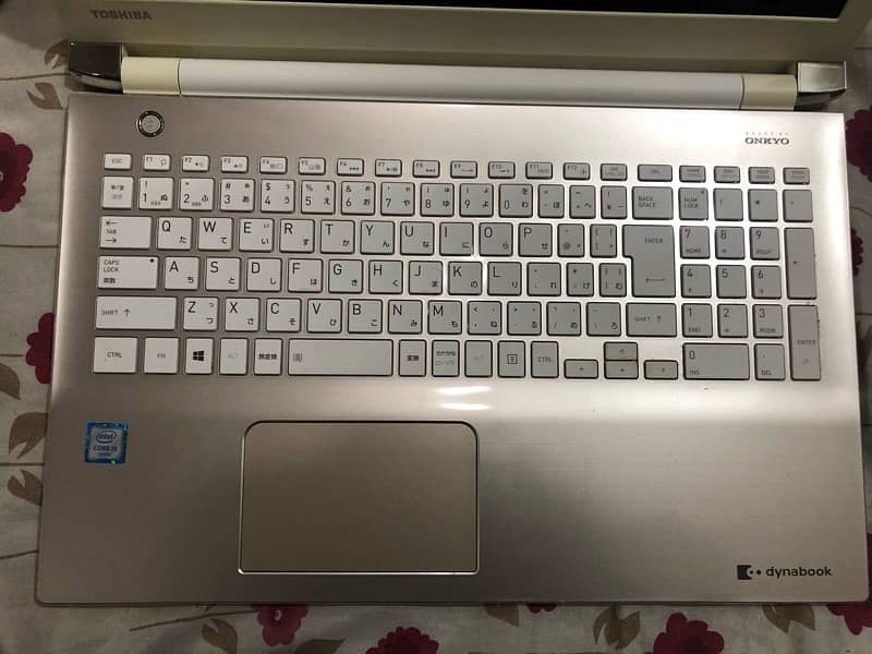 Toshiba dyna book core I 5  6th gen 1