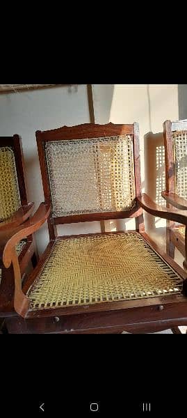 Good and pure wooden chairs 1