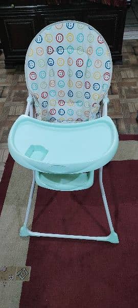 baby eating chair 1