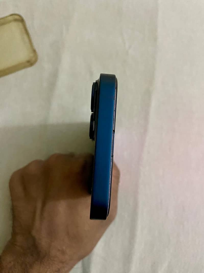 iPhone 14 JV | Midnight | 128GB | 94% Battery Health | 10/10 Condition 4