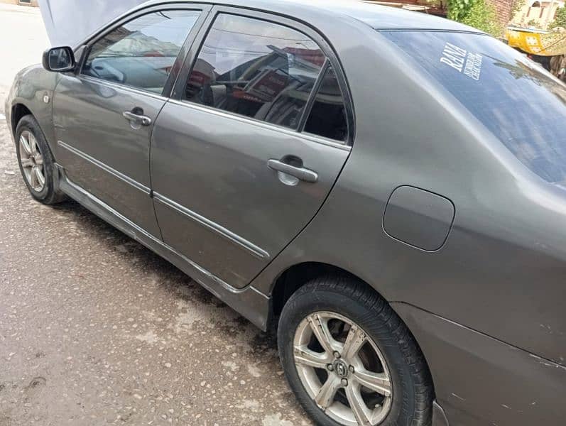 Toyota Corolla SE SALOON 2005 7