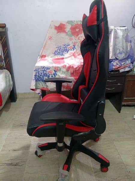 Global Razer Chair 3