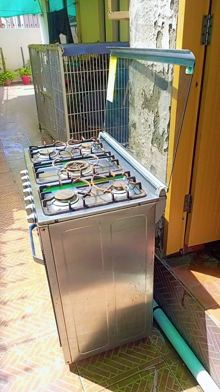 Cooking range for sale only 6 month used 1