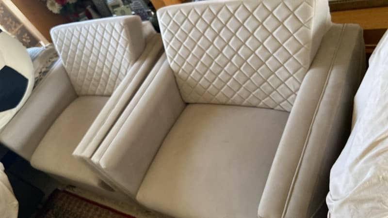 Gray Sofa Set (4 People) 1