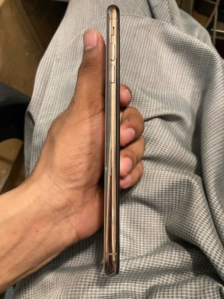 iPhone XS Max 256gb PTA approved urgent sale 1